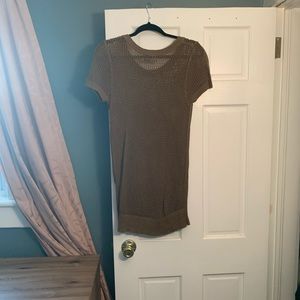 Army green short sleeve pull over sweater